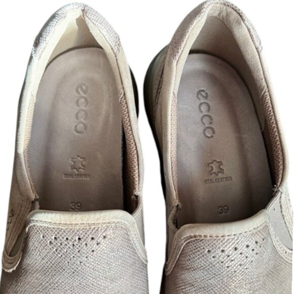 Ecco Soft 5 Slip On Leather Comfort Shoes - Warm Gray/Moon Rock - 39 (8.5) - Picture 6 of 9